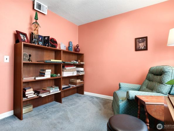 14828 Ashworth Avenue N, Shoreline WA 98133