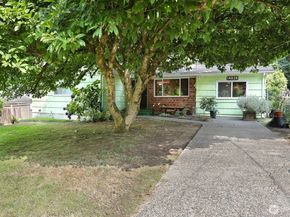 14828 Ashworth Avenue N, Shoreline WA 98133