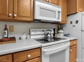 14828 Ashworth Avenue N, Shoreline WA 98133