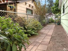 14828 Ashworth Avenue N, Shoreline WA 98133