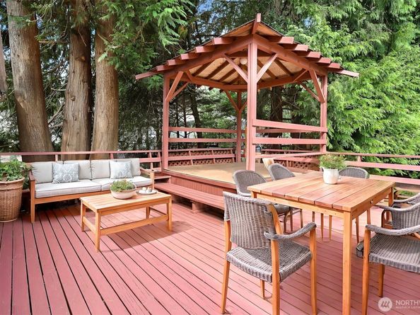 14828 Ashworth Avenue N, Shoreline WA 98133