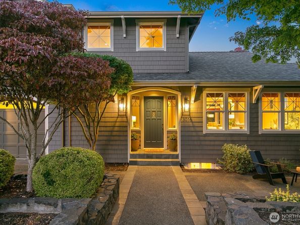 3016 37th Avenue W, Seattle WA 98199