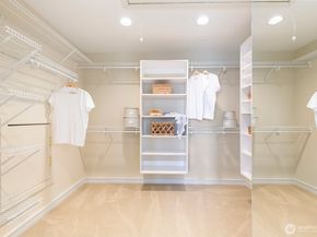 3016 37th Avenue W, Seattle WA 98199