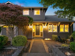 3016 37th Avenue W, Seattle WA 98199
