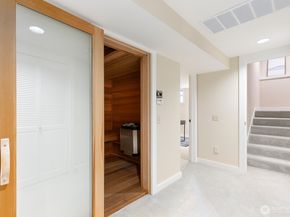 3016 37th Avenue W, Seattle WA 98199