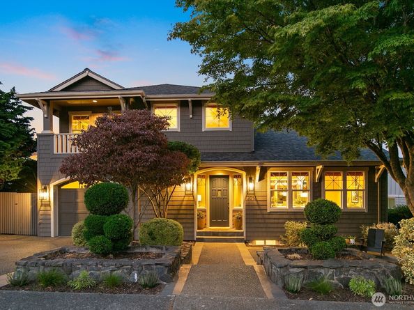 3016 37th Avenue W, Seattle WA 98199