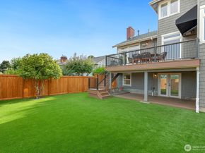 3016 37th Avenue W, Seattle WA 98199