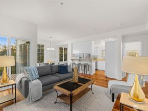 17021 114th Avenue SE, Renton WA 98055