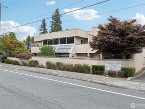 8225 212th Street SW 304, Edmonds WA 98026