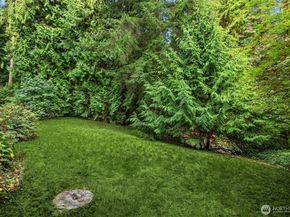 9482 Green Spot Place NE, Bainbridge Island WA 98110
