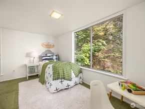 9482 Green Spot Place NE, Bainbridge Island WA 98110