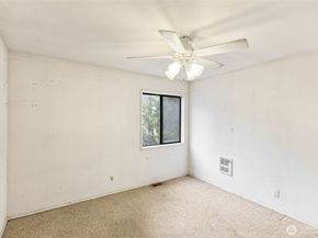 2311 N 88th Street, Seattle WA 98103