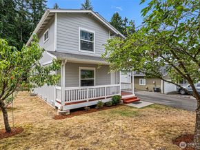 209 NE Max William Loop, Poulsbo WA 98370