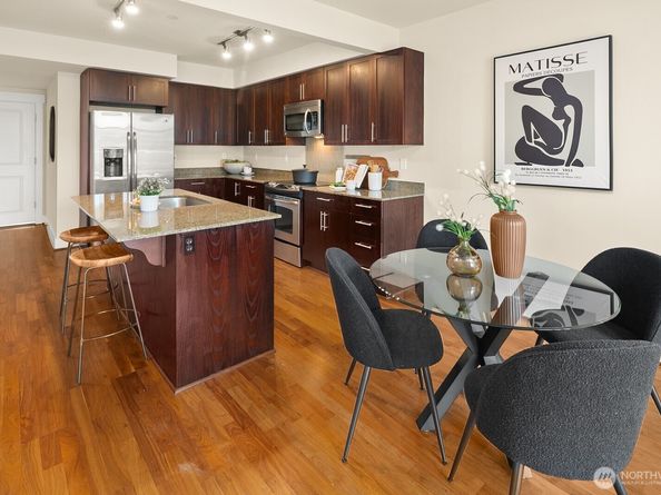 699 John Street 617, Seattle WA 98109