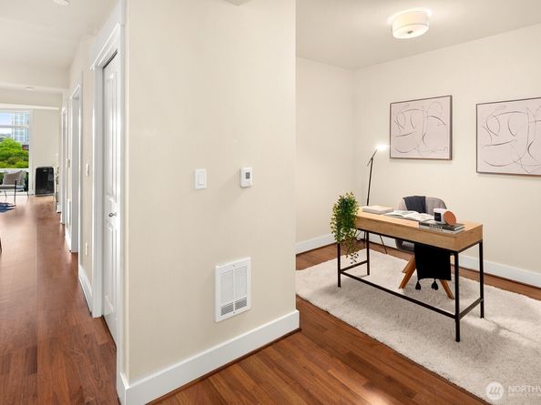 699 John Street 617, Seattle WA 98109