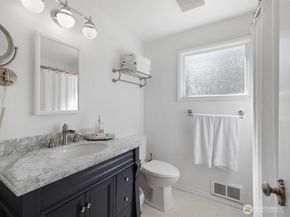 19508 88th Avenue W, Edmonds WA 98026