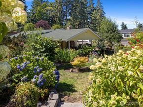 19508 88th Avenue W, Edmonds WA 98026