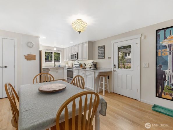 19508 88th Avenue W, Edmonds WA 98026