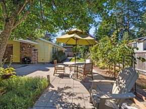 19508 88th Avenue W, Edmonds WA 98026