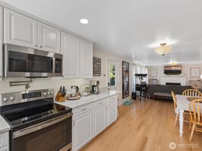 19508 88th Avenue W, Edmonds WA 98026