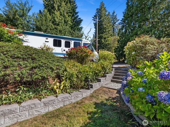19508 88th Avenue W, Edmonds WA 98026