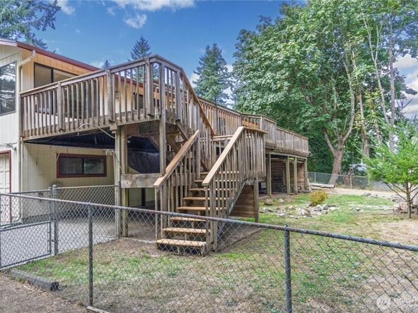 3233 View Drive NW, Bremerton WA 98312