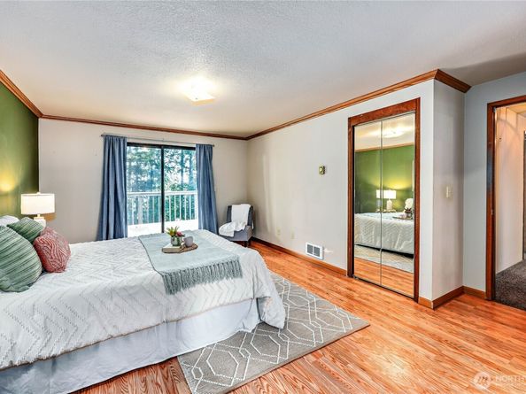 3233 View Drive NW, Bremerton WA 98312