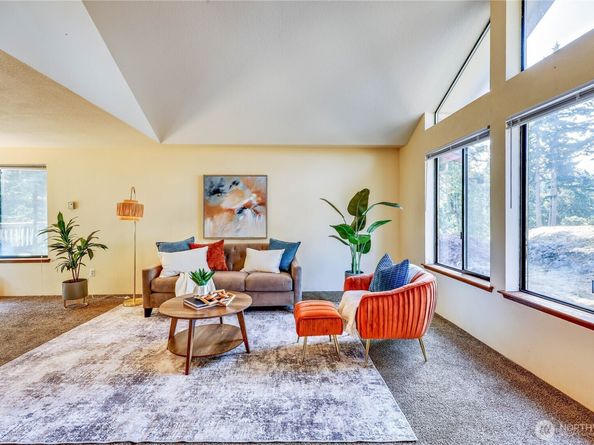 3233 View Drive NW, Bremerton WA 98312