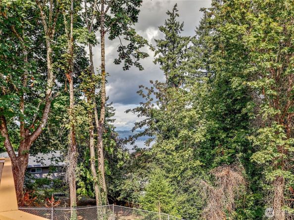 3233 View Drive NW, Bremerton WA 98312