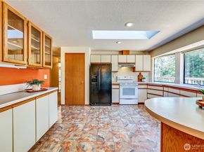3233 View Drive NW, Bremerton WA 98312