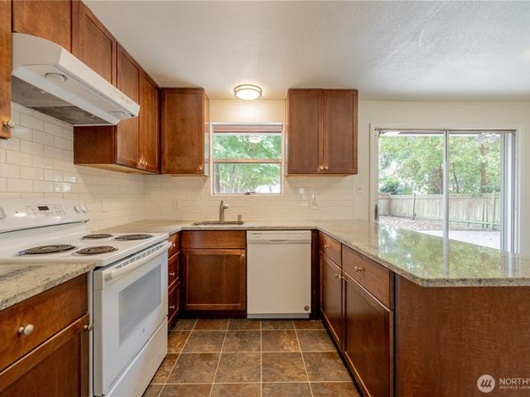 20318 19th Avenue NE, Shoreline WA 98155