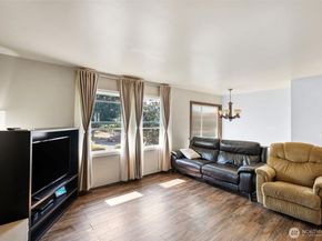1312 E Hope Street, Bremerton WA 98310