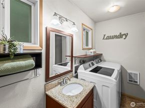 8964 Lawrence Drive SE, Port Orchard WA 98367