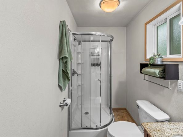 8964 Lawrence Drive SE, Port Orchard WA 98367