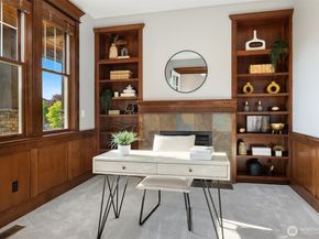 2989 NE Davis Loop, Issaquah WA 98029