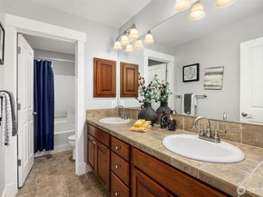2989 NE Davis Loop, Issaquah WA 98029