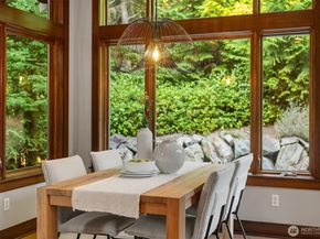 2989 NE Davis Loop, Issaquah WA 98029
