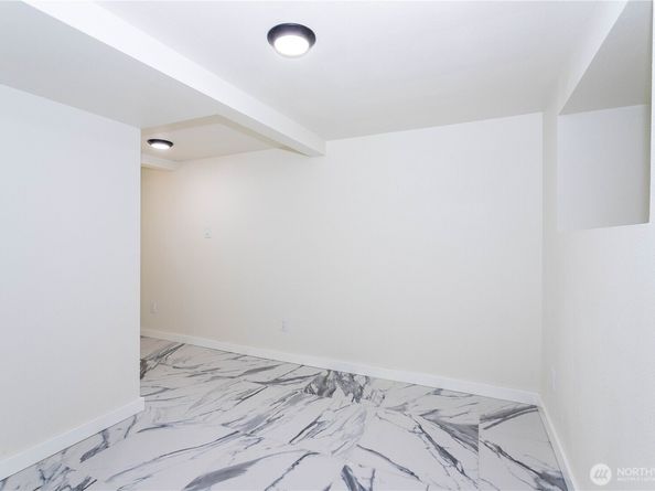 2644 SW 112th Street, Seattle WA 98146
