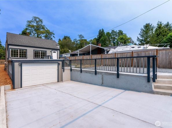 2644 SW 112th Street, Seattle WA 98146