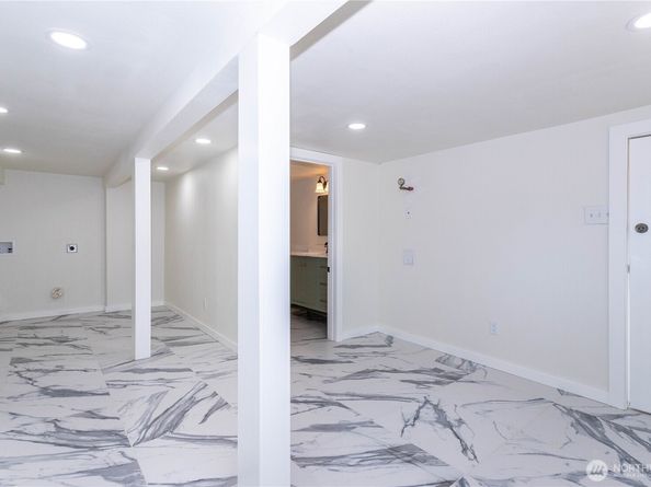2644 SW 112th Street, Seattle WA 98146