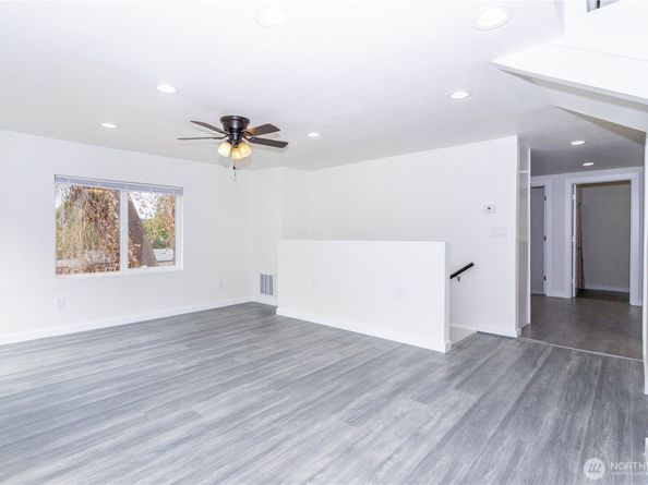 2644 SW 112th Street, Seattle WA 98146