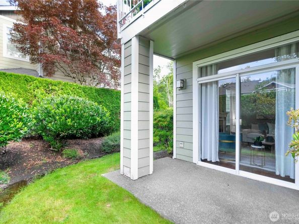 740 241st Lane SE, Sammamish WA 98074
