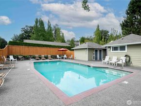 740 241st Lane SE, Sammamish WA 98074