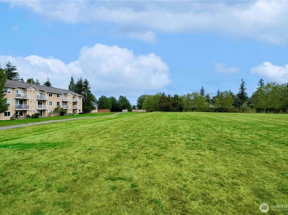 740 241st Lane SE, Sammamish WA 98074