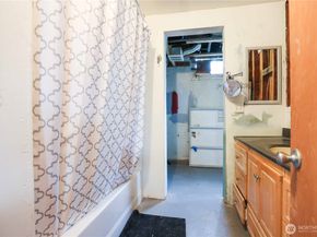 122 S National Avenue, Bremerton WA 98312