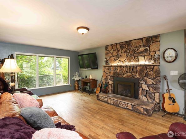 122 S National Avenue, Bremerton WA 98312