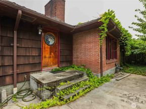 122 S National Avenue, Bremerton WA 98312