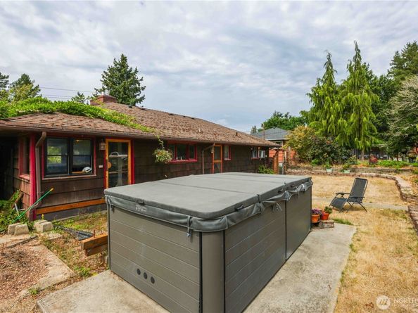 122 S National Avenue, Bremerton WA 98312