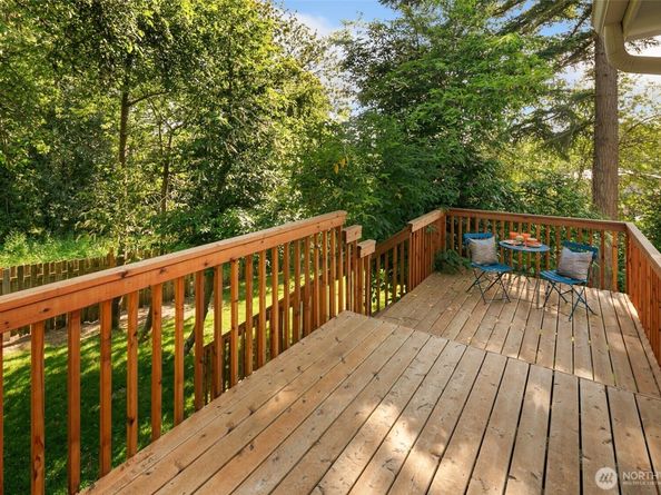 12569 37th Avenue NE, Seattle WA 98125