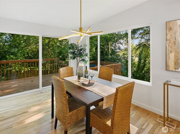 12569 37th Avenue NE, Seattle WA 98125